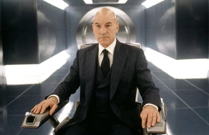 Diễn viên Patrick Stewart gắn liền với vai Giáo sư Charles Xavier trong loạt phim X-Men.