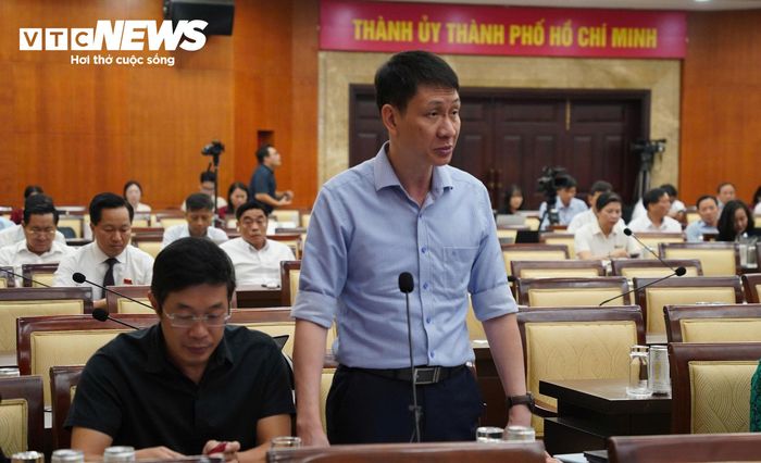 Giám đốc Sở Quy hoạch kiến trúc TP.HCM Trương Trung Kiên làm rõ các nội dung của Quy hoạch TP.HCM thời kỳ 2025-2050 tầm nhìn 100 năm.