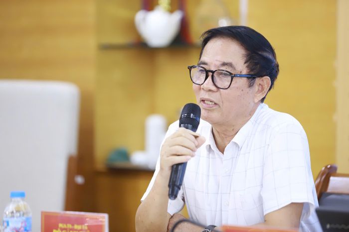 PGS-TS, Đại tá Đỗ Cảnh Thìn phát biểu tại hội thảo.