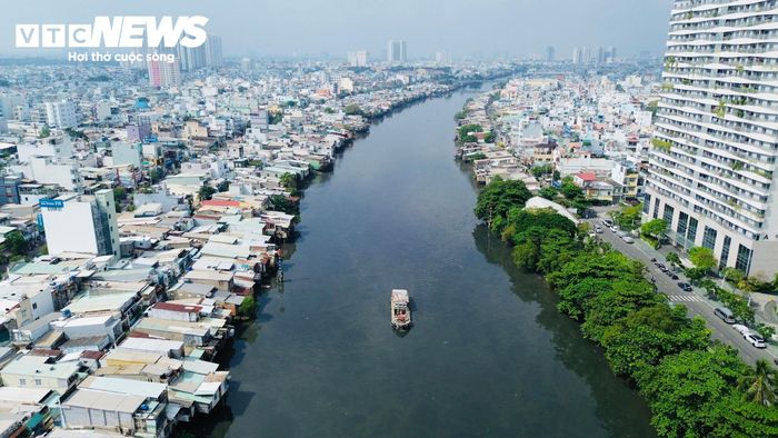TP.HCM hiện có gần 100 công trình, dự án giao thông và hạ tầng kỹ thuật trọng điểm, với tổng mức đầu tư gần 1,5 triệu tỷ đồng.