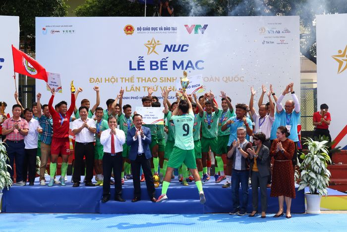 Trường Đại học Thể dục Thể thao TP.HCM giành chức vô địch Giải bóng đá nam sinh viên toàn quốc 2026.