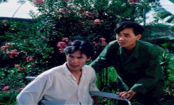 Phim về đề tài hậu chiến, khắc họa những thương binh đối diện với khó khăn trong cuộc sống đời thường. Ảnh: Chụp từ phim