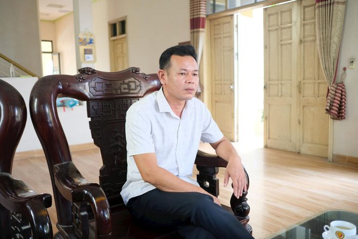 Ông Nguyễn Văn Minh, Phó Bí thư, Trưởng ban Công tác Mặt trận, Tổ trưởng Tổ hòa giải thôn Thanh Ninh chia sẻ về công tác hòa giải tại địa phương. Ảnh: Sỹ Hào