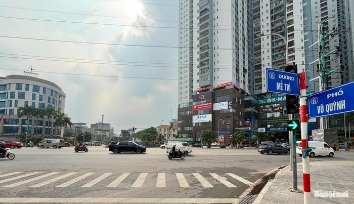 Dự án đường nối Đỗ Đức Dục - Mễ Trì, còn được biết đến là tuyến phố Đồng Me, được kỳ vọng góp phần hoàn thiện mạng lưới giao thông khu vực phía Tây Hà Nội.