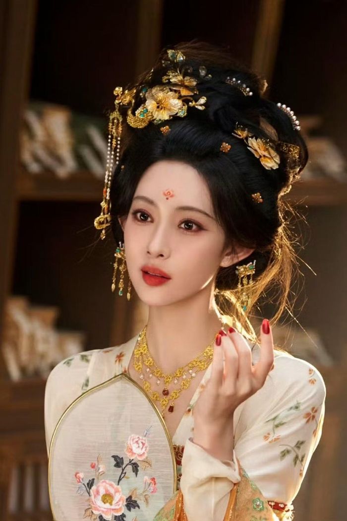 Nữ diễn viên quá gầy so với phụ nữ đời Đường.