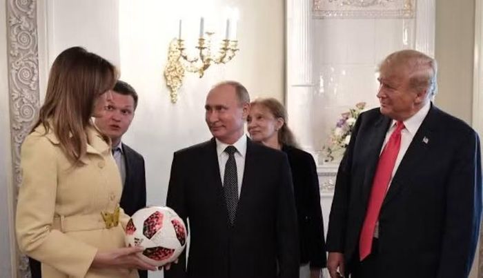 Bà cũng cho biết 4 nhà báo của hãng tin Newsmax sẽ tới khu vực này cùng các quan chức nhân đạo Nga và Ukraine để độc lập ghi nhận hoạt động cứu trợ.