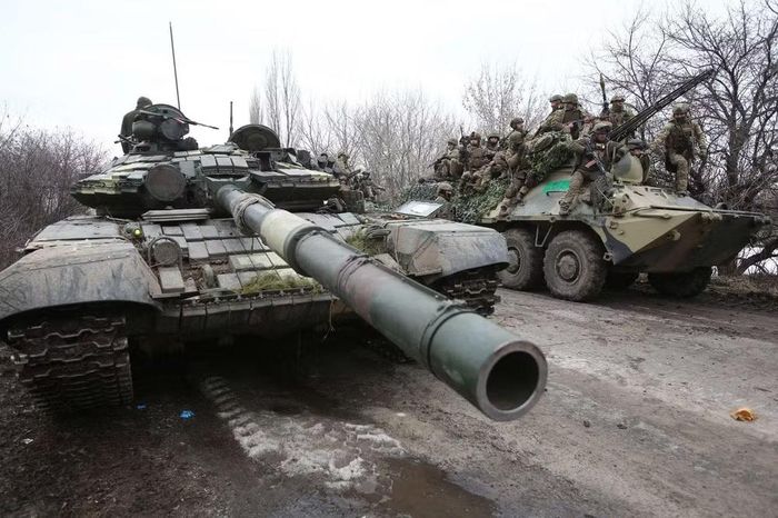 Năm 1969, xe tăng T-64A trang bị pháo 125 mm được đưa vào sản xuất, nhưng nó cũng gặp phải tất cả các vấn đề của mẫu trước đó, và phải mất thêm vài năm nữa để khắc phục chúng.