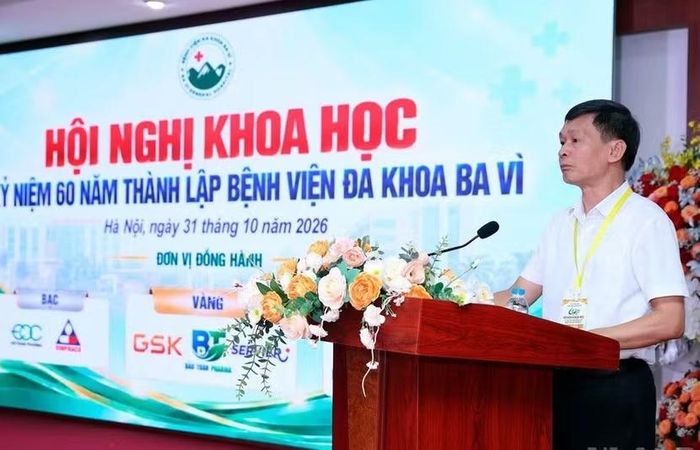  Phó Giám đốc Sở Y tế Hà Nội Vũ Cao Cương mong muốn bệnh viện tiếp tục đẩy mạnh ứng dụng khoa học công nghệ, chuyển đổi số, nhằm nâng cao chất lượng chăm sóc sức khỏe nhân dân 