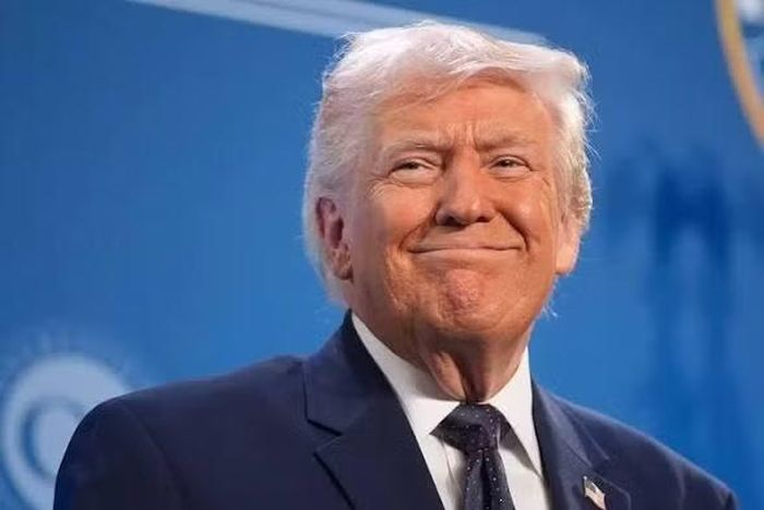 Trong khi đó, việc một số lãnh đạo châu Âu hạn chế tiếp xúc với ông Putin nhằm cô lập Nga khiến họ có nguy cơ bị gạt ra ngoài các nỗ lực hòa bình do Tổng thống Mỹ Donald Trump thúc đẩy.