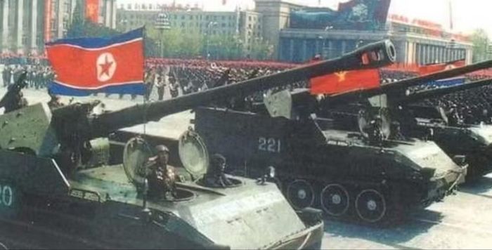 Đại úy Jang Do-young, phát ngôn viên Hội đồng Tham mưu trưởng Liên quân Hàn Quốc, cho biết Triều Tiên đã công khai bố trí các loại pháo đời cũ dọc khu vực ven biển. Seoul chưa coi những khí tài này là vũ khí mới như Bình Nhưỡng từng đề cập.