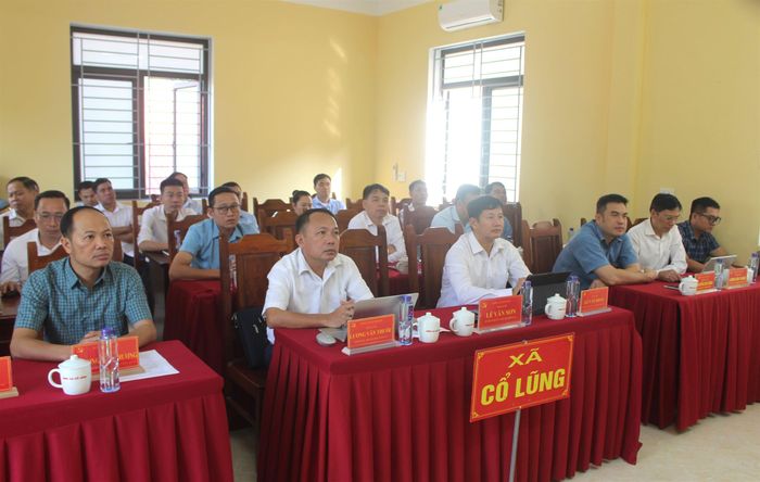 Xã Cổ Lũng tham dự Hội nghị toàn quốc quán triệt, triển khai Nghị quyết Trung ương 4 khóa XIV (ngày 16/10)