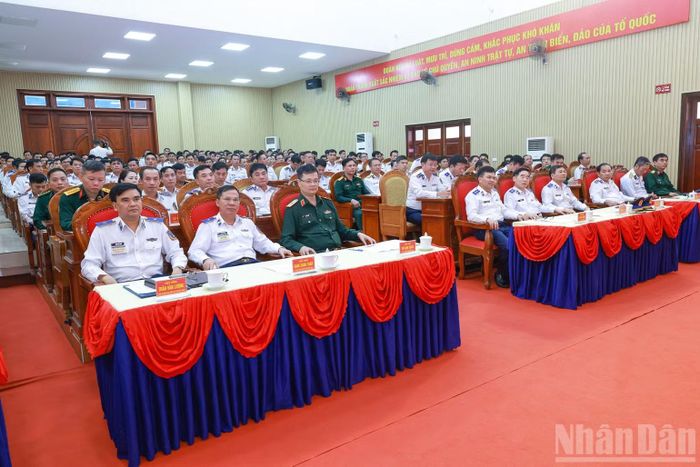 Các đại biểu tham dự lễ bế mạc hội thi, hội thao.