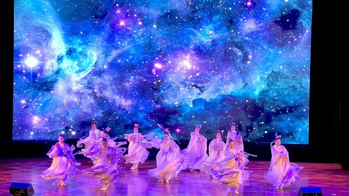 Tiết mục biểu diễn trong màn "Âm vang của lời nguyện cầu" đến từ thành phố Jeju, Hàn Quốc. (Ảnh: YẾN TRINH)