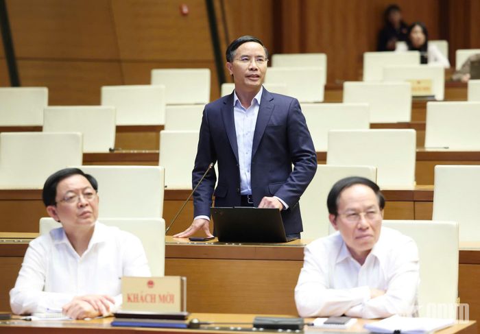 Thống đốc Ngân hàng Nhà nước Việt Nam Phạm Đức Ấn giải trình trước Quốc hội. Ảnh: TRỌNG HẢI