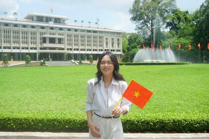 Khánh Chi muốn tạo ra thay đổi trong cách học sinh tiếp cận môn Ngữ văn.