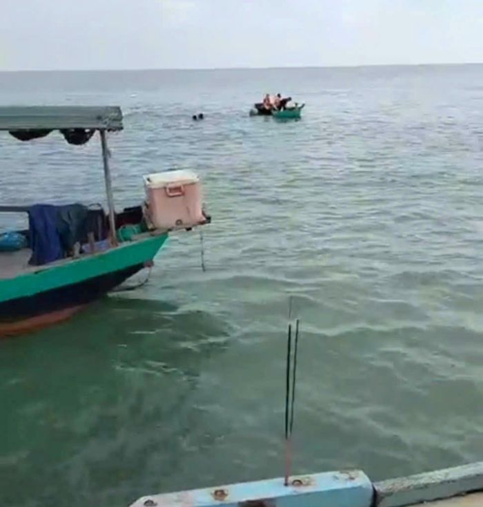 Lực lượng chức năng tiếp cận vị trí tàu chìm