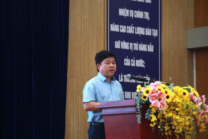  Thầy Hồ Tấn Minh, Hiệu trưởng Trường THPT chuyên Lê Hồng Phong, thông tin về chuỗi các hoạt động kỷ niệm 100 năm thành lập trường 