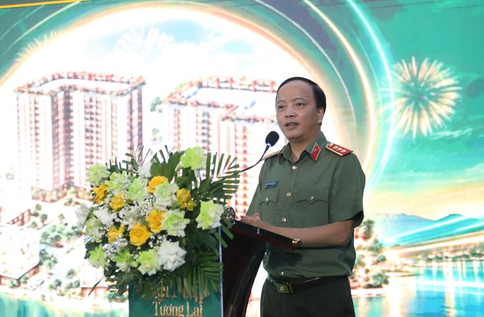  Thượng tướng Đặng Hồng Đức, Thứ trưởng Bộ Công an, phát biểu tại lễ khởi công. Ảnh: XUÂN QUỲNH 