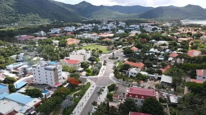  Trung tâm đặc khu Côn Đảo. Ảnh: THÀNH HUY 