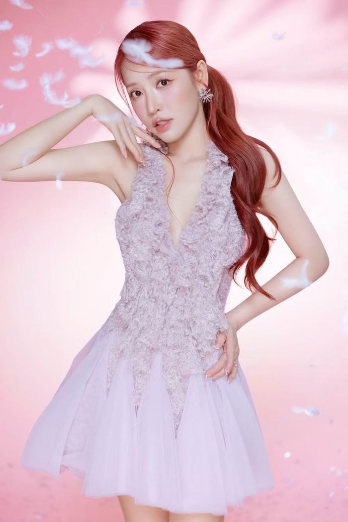 Điều khiến cộng đồng mạng đặc biệt chú ý chính là màn lấy lại vóc dáng nhanh chóng của Puka sau khi sinh con đầu lòng. Thân hình thon gọn cùng diện mạo tươi tắn giúp nữ diễn viên nhận được nhiều lời khen. Không ít khán giả bày tỏ sự ngưỡng mộ trước khả năng giữ gìn nhan sắc và phong độ ngoại hình của cô. Ảnh: FB Puka