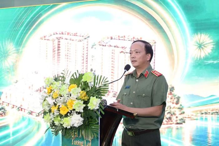 Thượng tướng Đặng Hồng Đức, Thứ trưởng Bộ Công an phát biểu tại Lễ khởi công dự án.