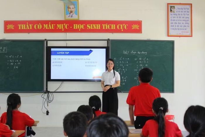 Tiết học Toán của học sinh Trường TH&THCS Kỳ Tây (Hà Tĩnh).