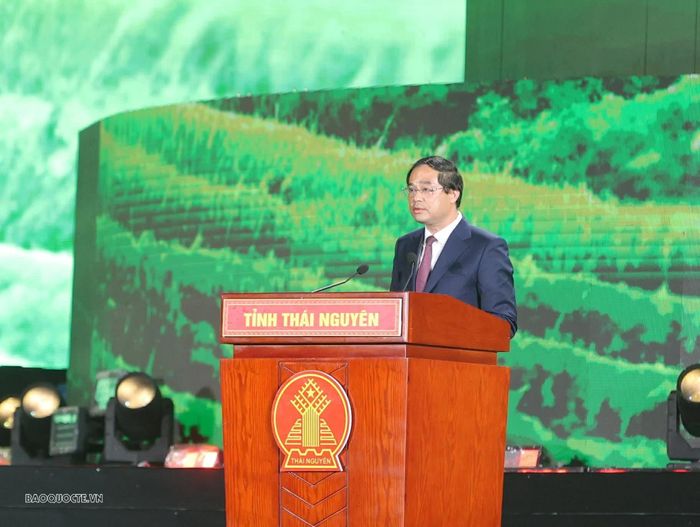 Ủy viên Trung ương Đảng, Bí thư Tỉnh ủy Trịnh Xuân Trường phát biểu tại buổi lễ. (Ảnh: Thành Long)