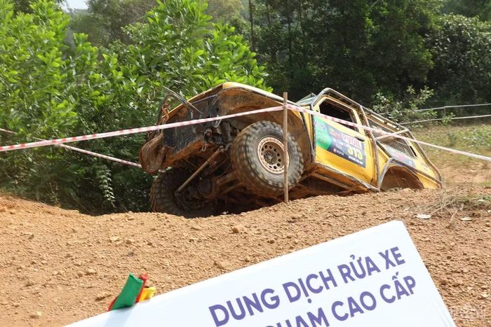 Trong đó có nhiều cung đường khá khó cho các tay đua.