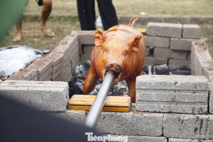Hội thi có 12 đội đến từ các thôn và bản ở xã Yên Thế.