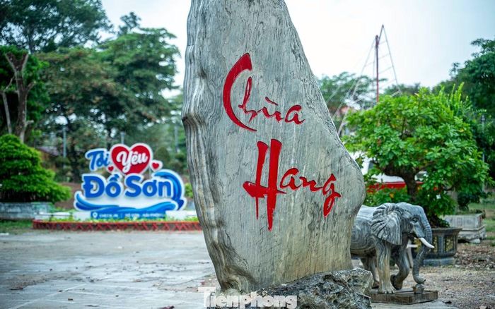 Với những sử liệu đó, các nhà nghiên cứu văn hóa cho rằng Chùa Hang chính là cái nôi, là nơi Phật giáo du nhập vào Việt Nam đầu tiên. Sau hàng nghìn năm thăng trầm cùng lịch sử đất nước, ngày nay Chùa Hang nhiều lần được chính quyền địa phương trùng tu, tôn tạo với cảnh quan khang trang.