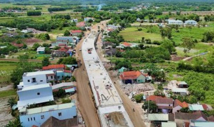 Đà Nẵng yêu cầu tháo gỡ vướng mắc mặt bằng tại 3 dự án giao thông.