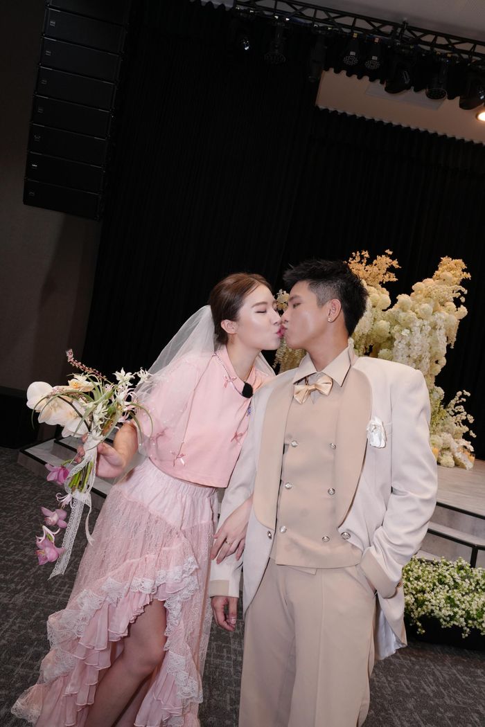 "Đám cưới" của Quân A.P và Lê Khanh kết lại tập này.