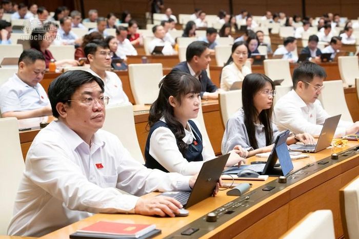 Các đại biểu tham dự phiên họp. Ảnh: Quốc hội