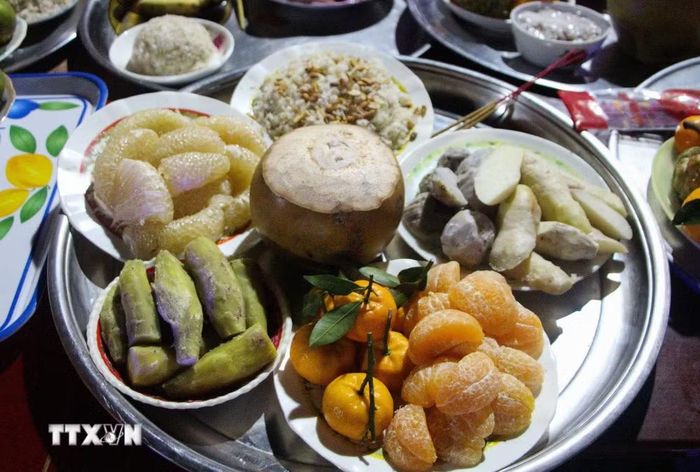 Lễ vật đồng bào Khmer cúng Trăng. (Ảnh: Hồng Thái/TTXVN)