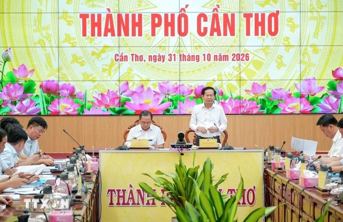 Bí thư Thành ủy Cần Thơ Đỗ Thanh Bình phát biểu tại buổi làm việc. (Ảnh: Thanh Liêm/TTXVN)