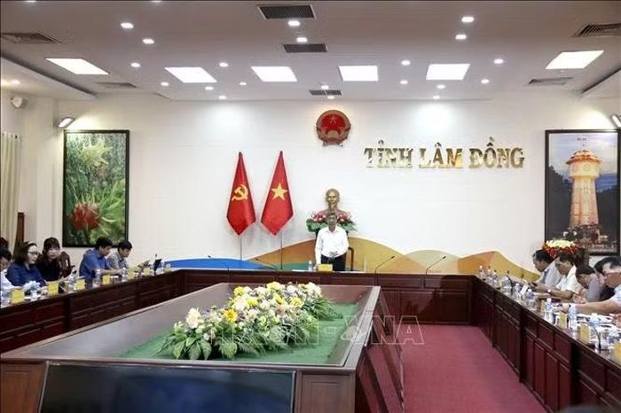 UBND tỉnh Lâm Đồng họp gỡ vướng trong giải ngân vốn đầu tư công các dự án trọng điểm phía Đông.