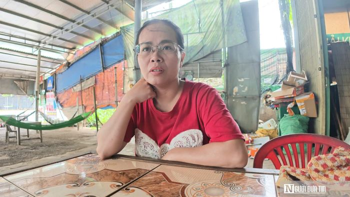 Chị Trần Truy Phong bày tỏ mong muốn chính quyền hoàn thành việc cấp GCNQSDĐ cho người dân ổn định cuộc sống.