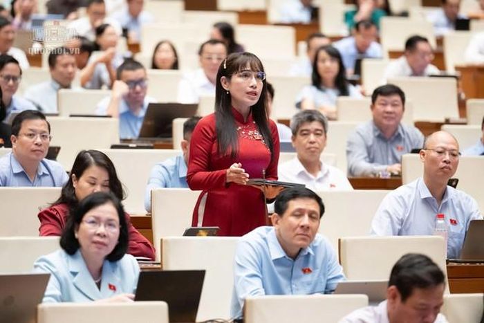 ĐBQH Châu Quỳnh Dao (Ảnh: Media Quốc hội).