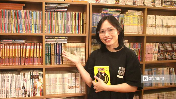 Nguyễn Thị An từ nhỏ cô đã yêu thích truyện tranh và từng mong muốn sau này có thể sở hữu một cửa hàng riêng (Ảnh: Quốc Tiệp).