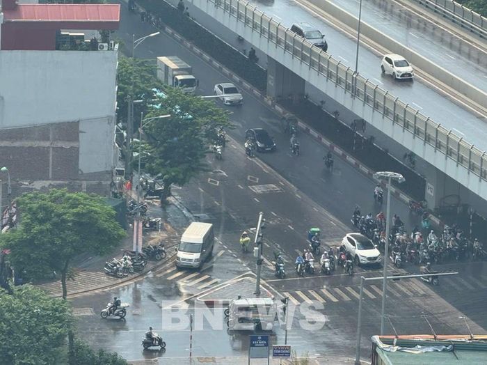 Dự báo thời tiết hôm nay 31/10: Nam Bộ, Nam Trung Bộ có mưa dông, đề phòng lốc, sét. Ảnh: Bnews/vnanet.vN
