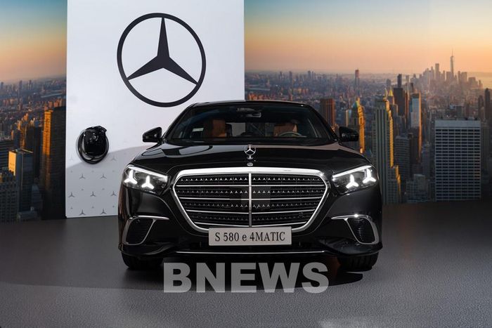 Mercedes-Maybach S 480 và Mercedes-Maybach S 580 e được giới thiệu cùng nhau, bổ sung lựa chọn plug-in hybrid cho khách hàng yêu thích phong cách Maybach