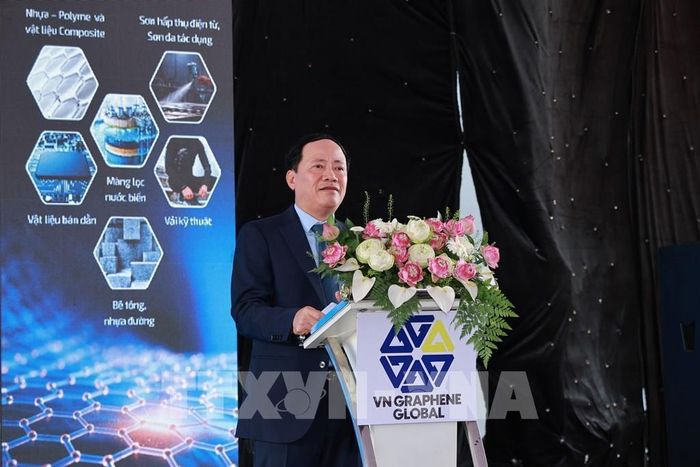 Chủ tịch UBND tỉnh Gia Lai Phạm Anh Tuấn phát biểu. Ảnh: Sỹ Thắng - TTXVN