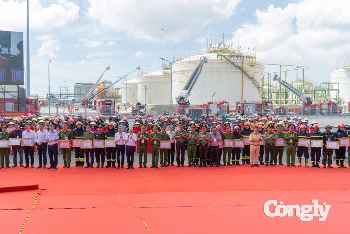 Đây là hoạt động thiết thực để các cơ quan chức năng và doanh nghiệp kiểm tra toàn diện cơ chế chỉ huy, khả năng huy động nhân lực, phương tiện và sự phối hợp giữa các lực lượng trên đất liền, trên biển.