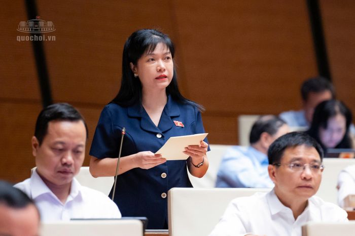 Đại biểu Tạ Thị Yên (Đoàn đại biểu Quốc hội tỉnh Điện Biên).