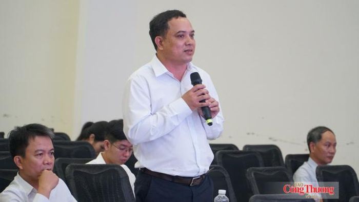 Doanh nghiệp phát biểu ý kiến tại Hội nghị