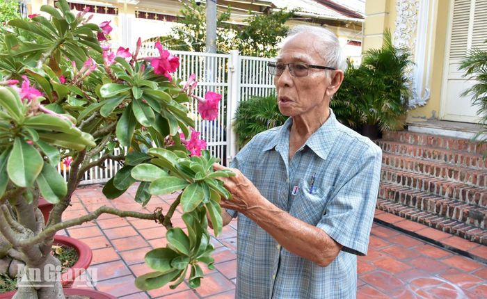 Ông Lê Công Thời, Trưởng tộc họ Lê Công ở vùng Châu Đốc.
