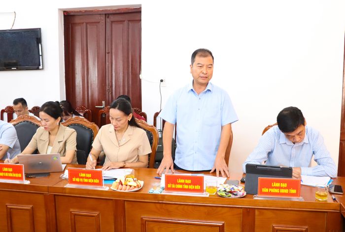 Lãnh đạo Sở Tài chính phát biểu tại buổi làm việc.