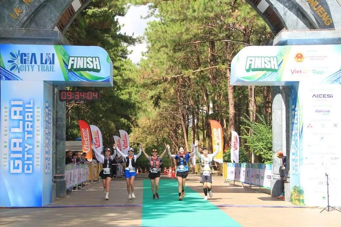  Các cung đường trail của Gia Lai City Trail - Giấc mơ đại ngàn 2026 để lại nhiều ấn tượng cho các vận động viên. Ảnh: Hoàng Hoài 