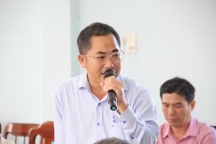  Đại diện chủ đầu tư dự án Nhà ở xã hội Pisico báo cáo tiến độ triển khai. Ảnh: Trọng Lợi 