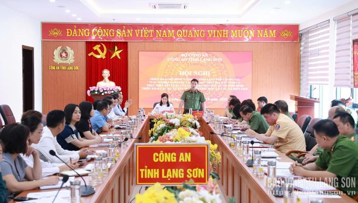 Các đại biểu dự hội nghị